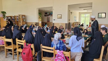برگزاری ویژه‌برنامه فرهنگی-آموزشی «نماز در کتابخانه» در کتابخانه حکیم زهراوی کرسف