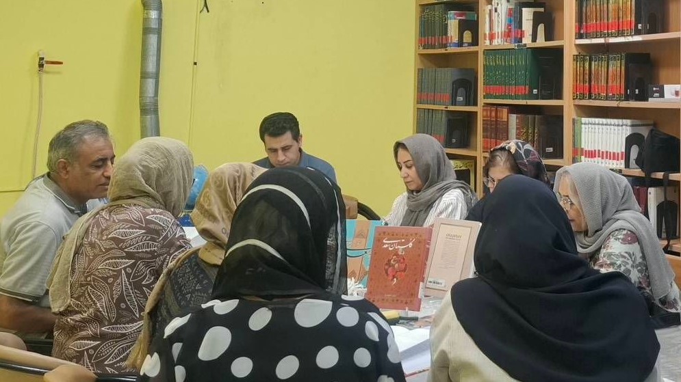 واکاوی حکمتهای ناب شیخ اجل در نشستهای هفتگی کتابخانه عمومی امیرکبیر بندر ماهشهر