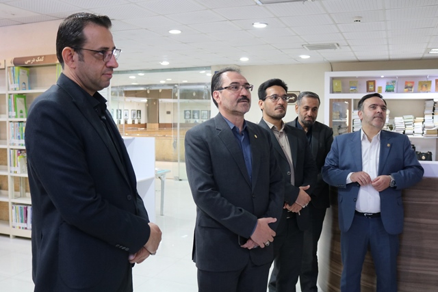 دیدار سرپرست امور شعب بانک ملی استان سمنان با مدیرکل کتابخانههای عمومی استان