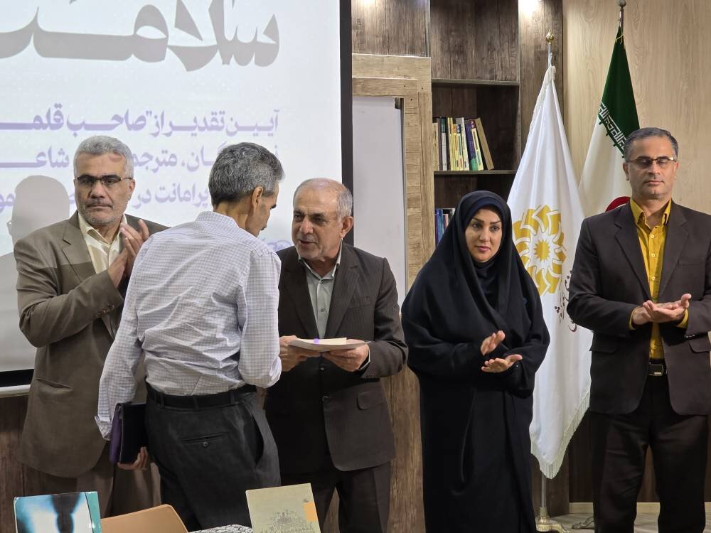 رویداد فرهنگی «سَر این قلم سلامت» در قائم‌شهر برگزار شد