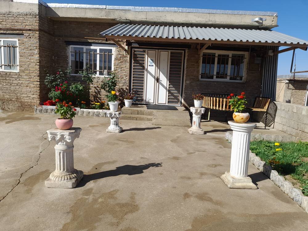 کتابخانه روستای «اوچ تپه»، بوستانی برای شکوفایی استعدادهای نوگلان
