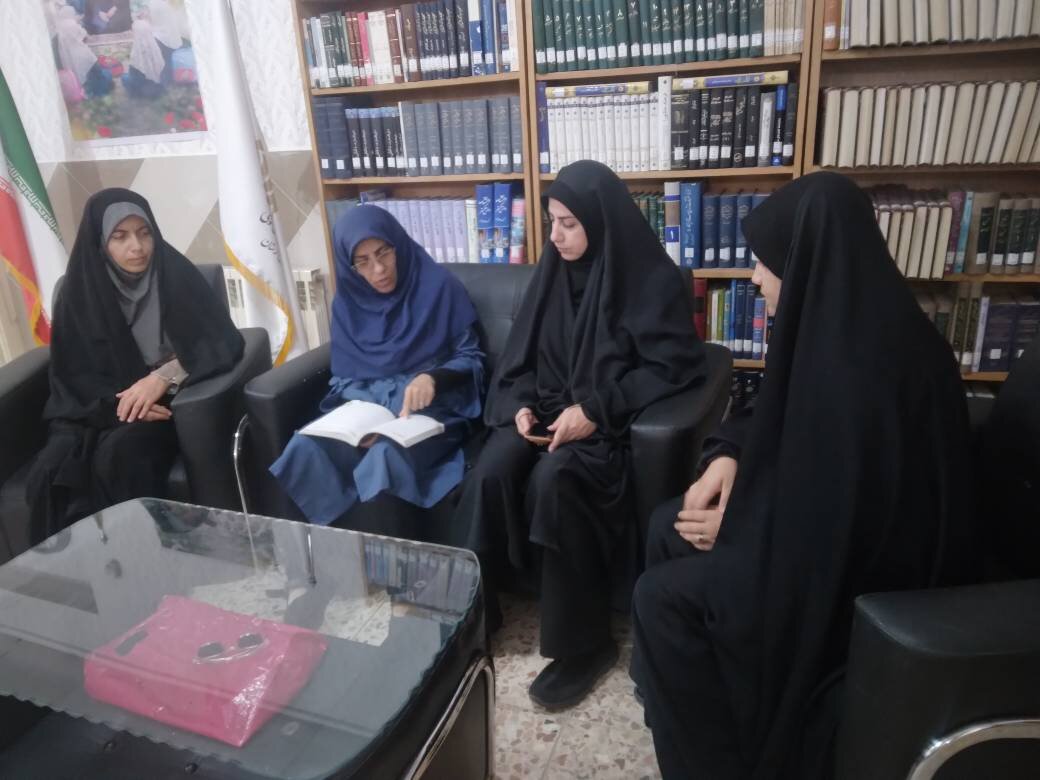 توسعه فرهنگ کتابخوانی با اجرای برنامه‌های متنوع در کتابخانه‌های عمومی لرستان