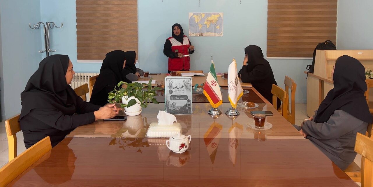 رویداد علمی «خوارزمی الگوریتمیک ایرانی» در کتابخانه‌های عمومی مازندران برگزار شد
