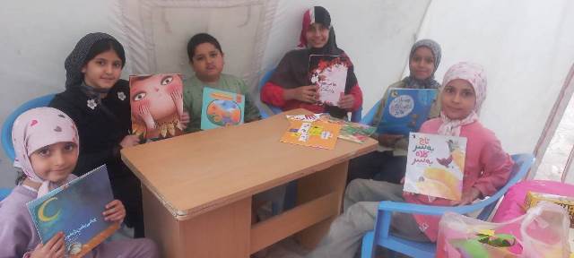 میز خدمت اداره کتابخانههای عمومی شهرستان مهدیشهر در روستای چاشم برپا شد