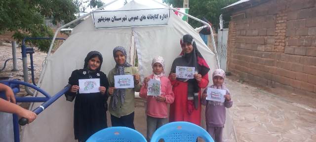 میز خدمت اداره کتابخانه‌های عمومی شهرستان مهدیشهر در روستای چاشم برپا شد