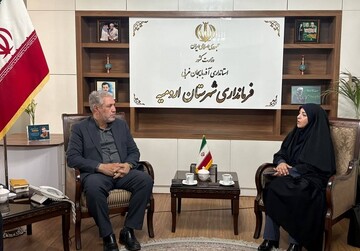 دیدار مدیرکل کتابخانه‌های عمومی استان با فرماندار ارومیه