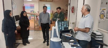 بازدید سیامک محبوب؛ معاون توسعه و ترویج کتابخوانی نهاد کتابخانه‌ها از کتابخانه شهید باهنر