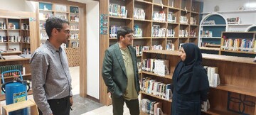 بازدید سیامک محبوب؛ معاون توسعه و ترویج کتابخوانی نهاد کتابخانه‌ها از کتابخانه شهید باهنر