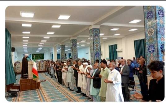 برپایی میز خدمت کتابخانههای عمومی در مصلی شهرستان نیمروز
