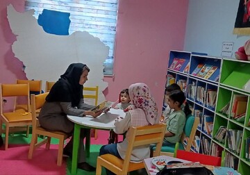 روز نخست و آغاز فعالیت‌های فرهنگی و خدماتی موکب «حسینیه کتاب» در مهران برای استقبال از زائران اربعین