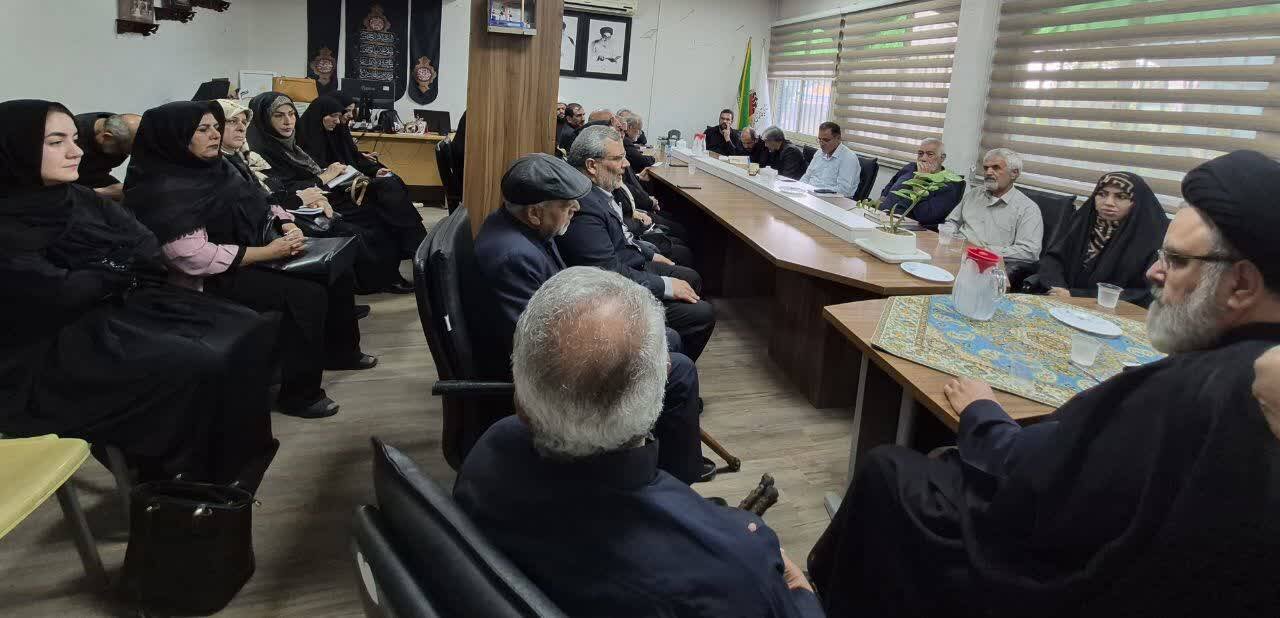 نشست تخصصی نقش نماز جمعه در همبستگی عمومی و تاب آوری اجتماعی در اداره کتابخانه های پاکدشت
