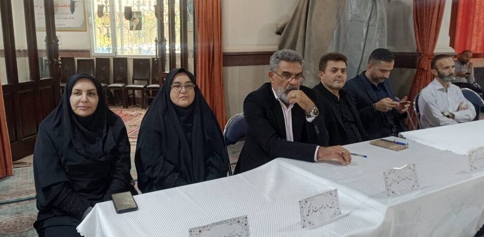 حضور اداره کتابخانه‌های عمومی شهرستان پردیس در «قرار خدمت» نماز جمعه