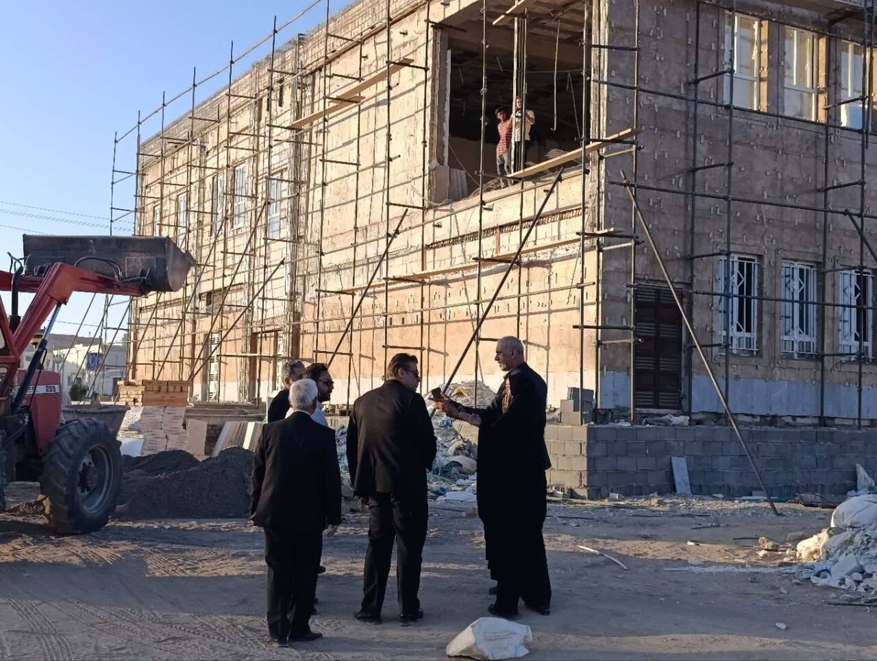 شتاب‌بخشی به تکمیل کتابخانه قلم‌چی فردوس با هم‌افزایی بنیاد قلم‌چی و اعتبارات استانی