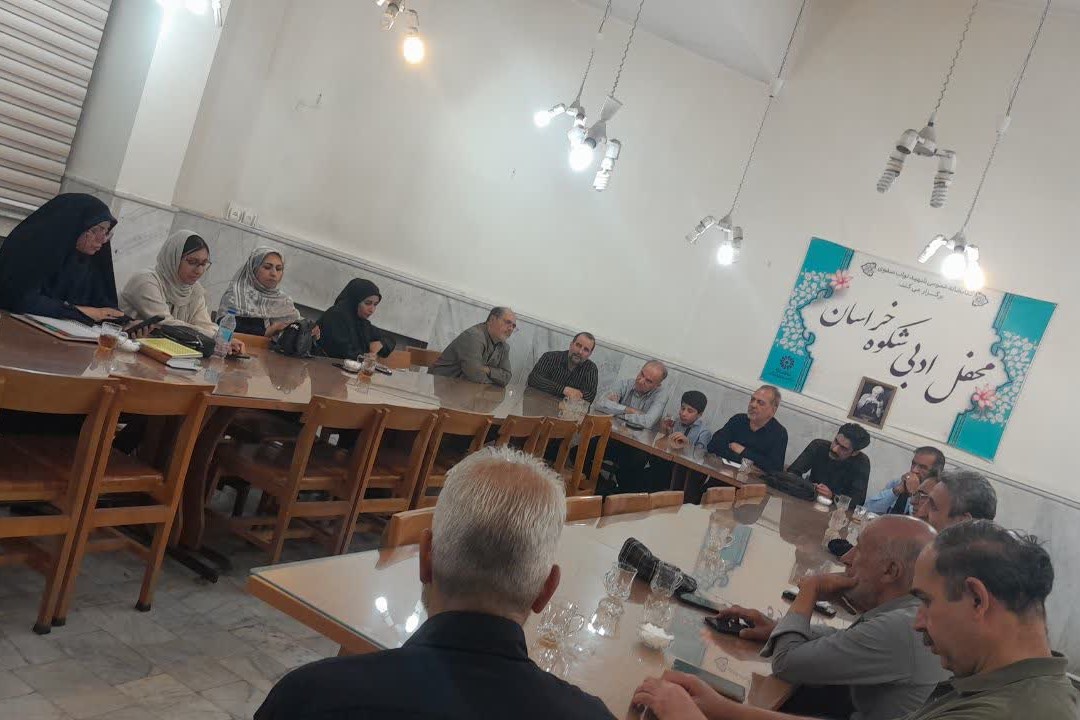 ادبیات آیینی، پلی از عاشورا تا اربعین در کتابخانه شهید نواب صفوی