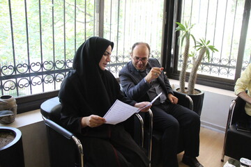 بازدید دبیرکل از کلاس های مهارت محور "آکادمی ترویج خواندن" در کتابخانه شهید باهنر 