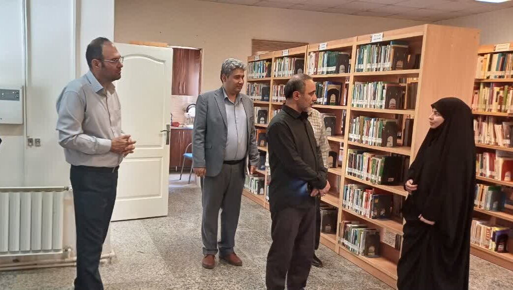 سفر شهرستانی سرپرست اداره‌کل کتابخانه‌های عمومی استان تهران به پیشوا
