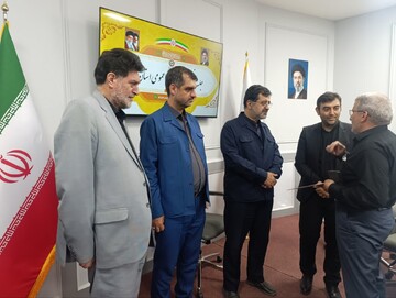 جلسه انجمن کتابخانه های عمومی قم