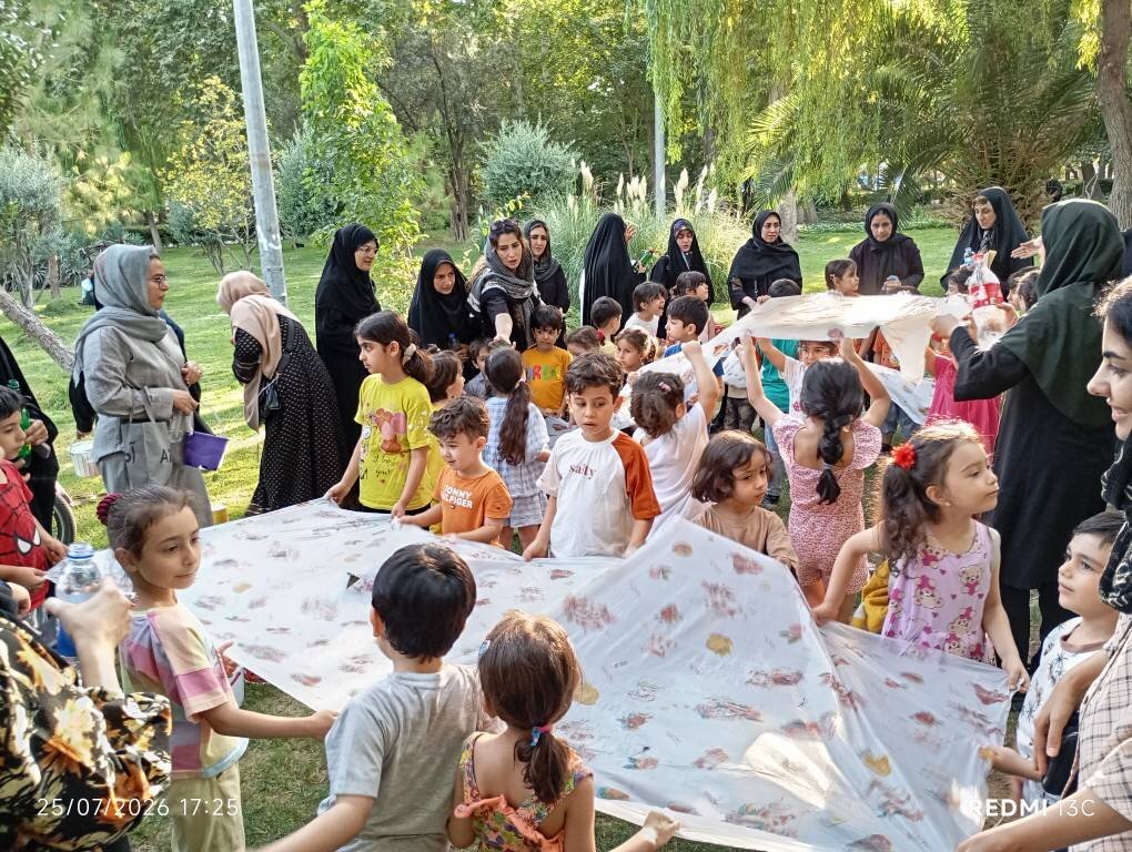 برنامه آموزشی - تعاملی «سمفونی آب» در کتابخانه مرکزی پارک شهر تهران برگزار شد