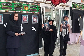 «حسینیه کتاب» مهران در روز ششم؛ تداوم روایت دانایی در مسیر دلدادگی حسینی