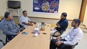 نویسندگان بومی لالی