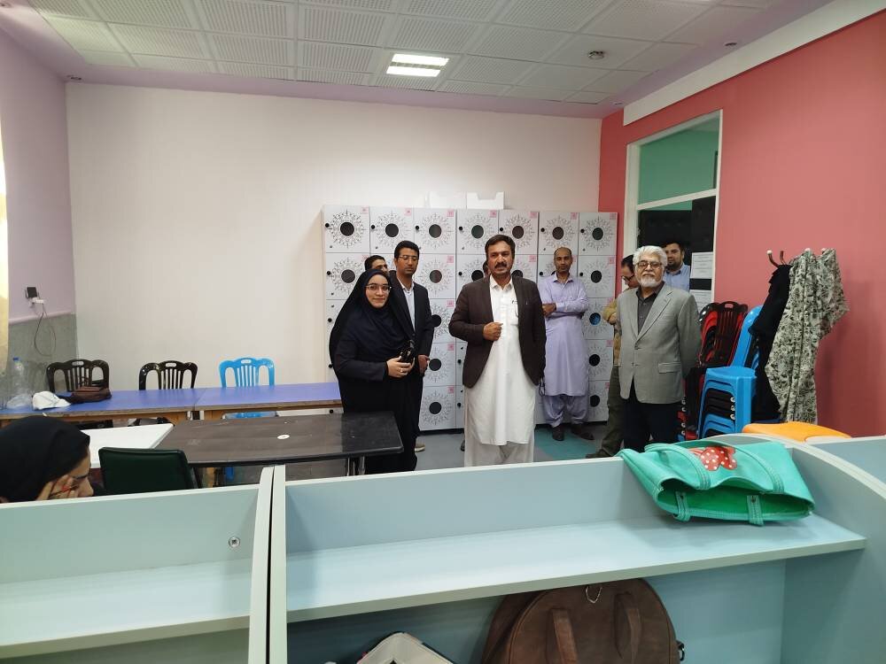 بازدید اعضای شورای اسلامی شهر زاهدان از کتابخانه عمومی آیتالله کفعمی