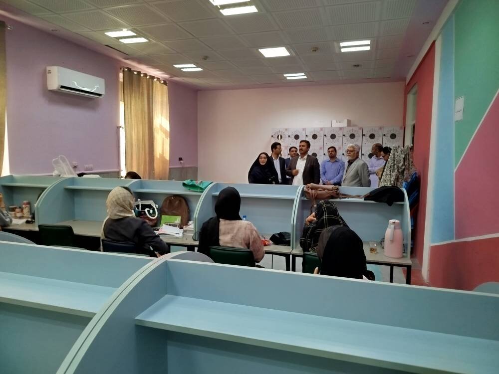 بازدید اعضای شورای اسلامی شهر زاهدان از کتابخانه عمومی آیت‌الله کفعمی