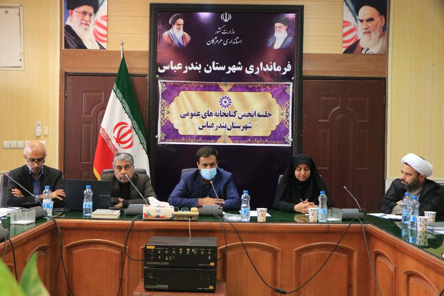 فرماندار بندرعباس بر توسعه فرهنگ کتابخوانی و تقویت زیرساختهای کتابخانهای تأکید کرد