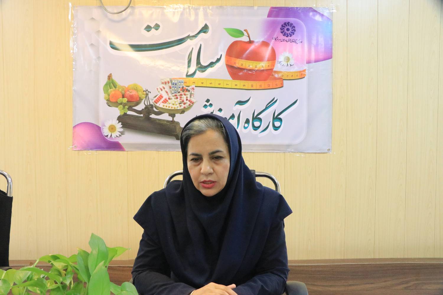 تبیین نقش شیر مادر در سلامت مادر و کودک در کارگاه آموزشی کتابخانه‌های عمومی هرمزگان