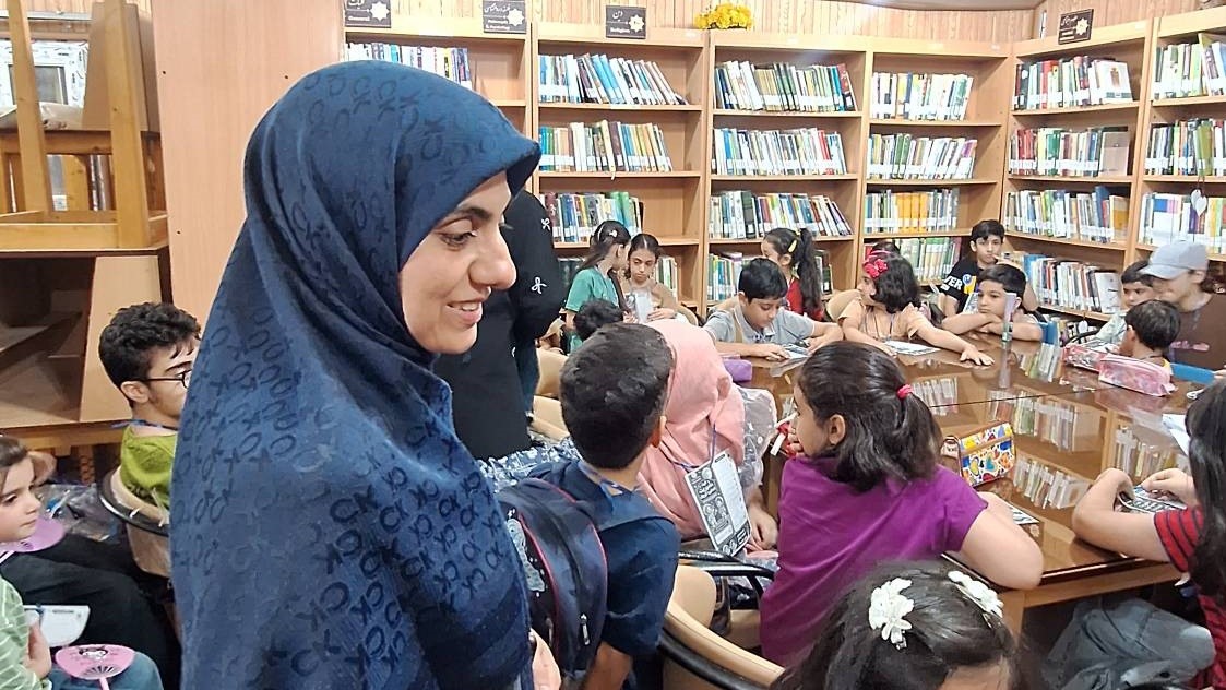 برنامه نجومی «رصد ماه» در کتابخانه عمومی آزادگان شهرستان دزفول میزبانی شد
