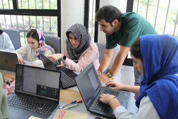 شهاب آشتیانی،مدرس کارگاه گرافیک در هشتمین «آکادمی ترویج خواندن»