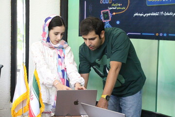 شهاب آشتیانی،مدرس کارگاه گرافیک در هشتمین «آکادمی ترویج خواندن»