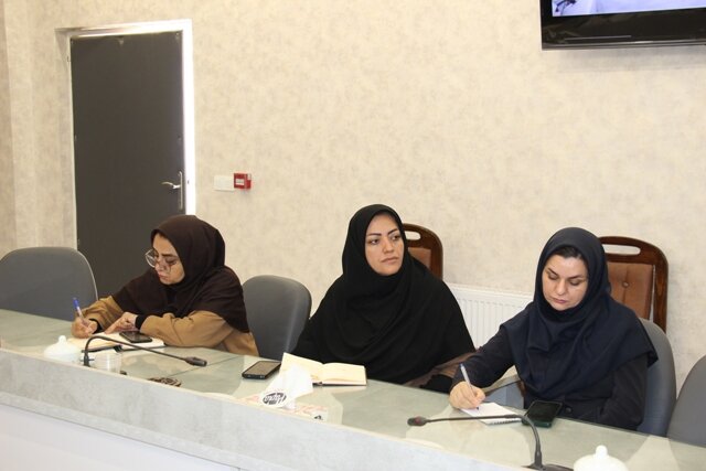 روند تشکیل باشگاههای کتابخوانی و انتخاب «شهر و روستای دوستدار کتاب» در کرمان بررسی شد