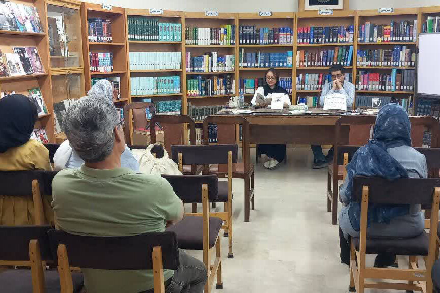 تداوم برنامه‌های فرهنگی و آموزشی در کتابخانه‌های عمومی استان مرکزی
