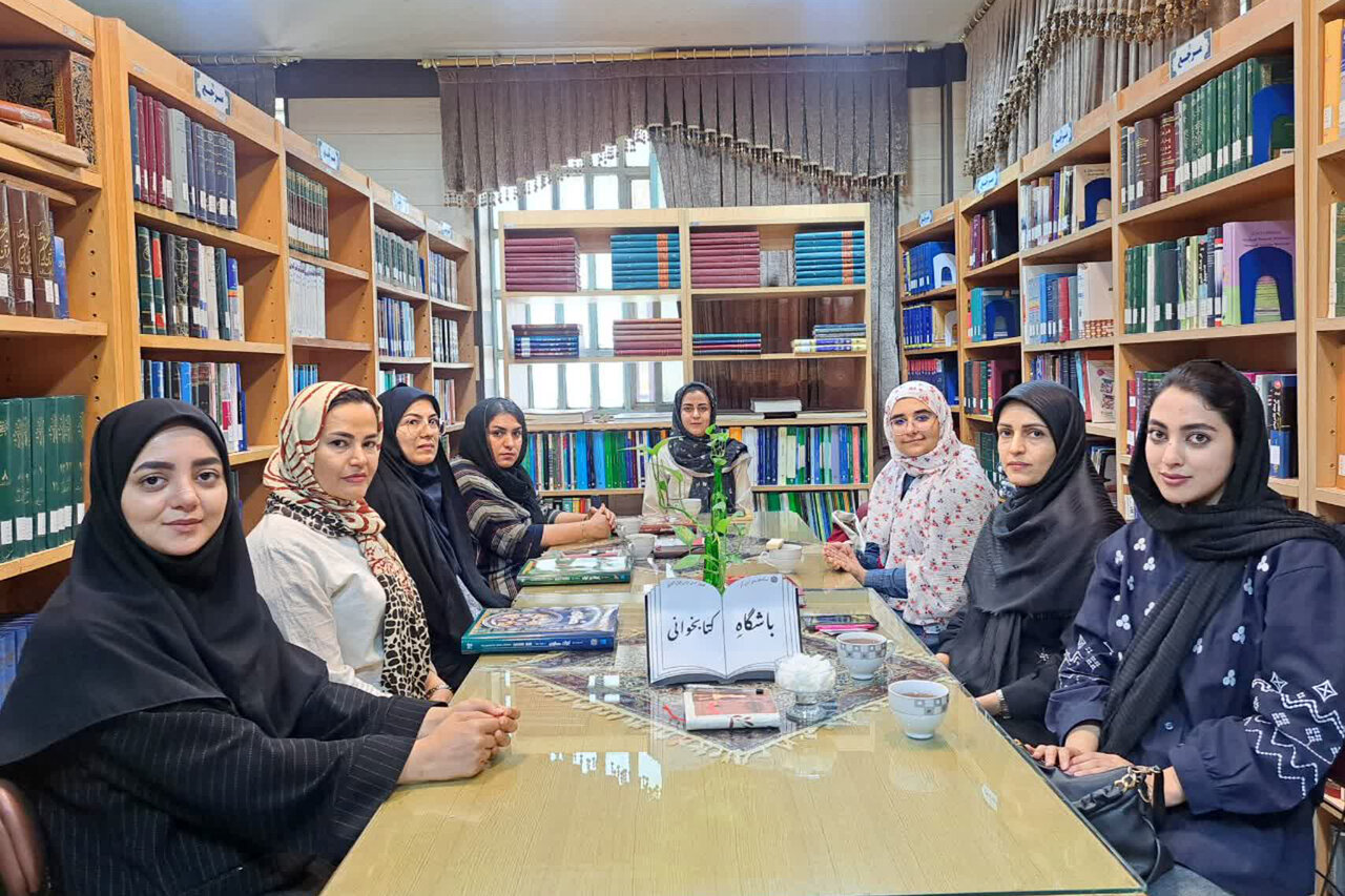تداوم برنامههای فرهنگی و آموزشی در کتابخانههای عمومی استان مرکزی