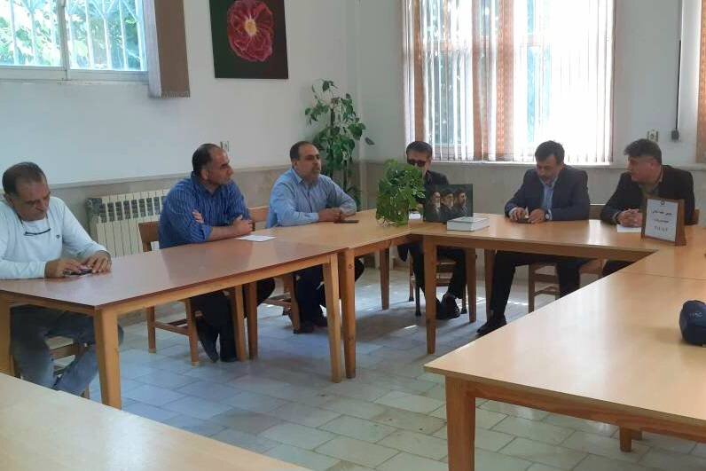 تأکید بر جلب مشارکت خیرین و گسترش فعالیتهای ترویج کتابخوانی در نوکنده