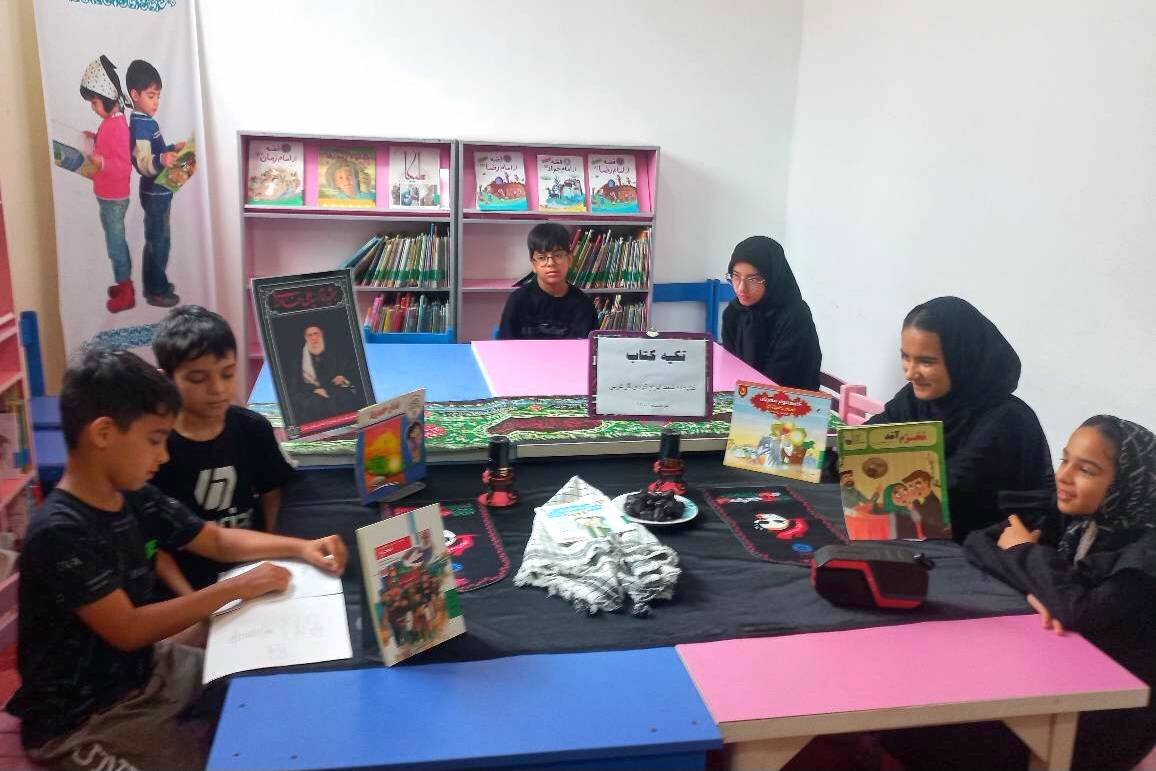 ویژهبرنامه «تکیه کتاب» در کتابخانه شهید ایرج کردی بندرگز برگزار شد