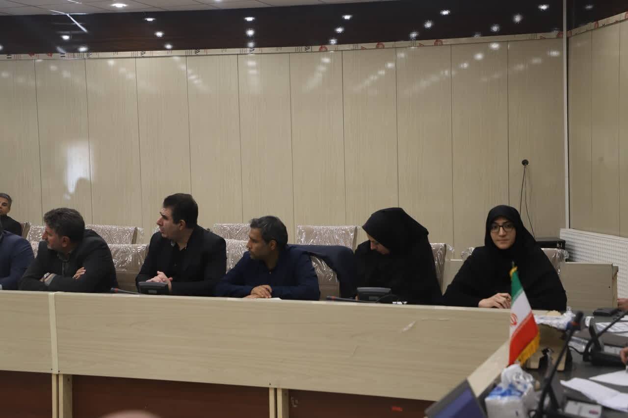 برگزاری جلسه کمیته برنامهریزی و توسعه شهرستان خرمآباد با محوریت بررسی پروژههای عمرانی
