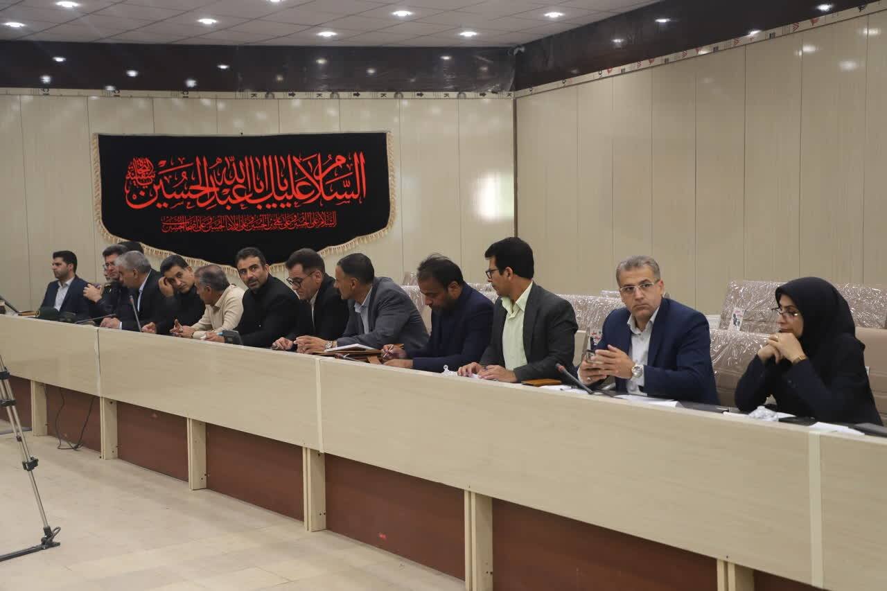 برگزاری جلسه کمیته برنامهریزی و توسعه شهرستان خرمآباد با محوریت بررسی پروژههای عمرانی