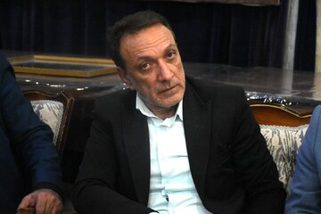 نشست امین ادب در شیراز