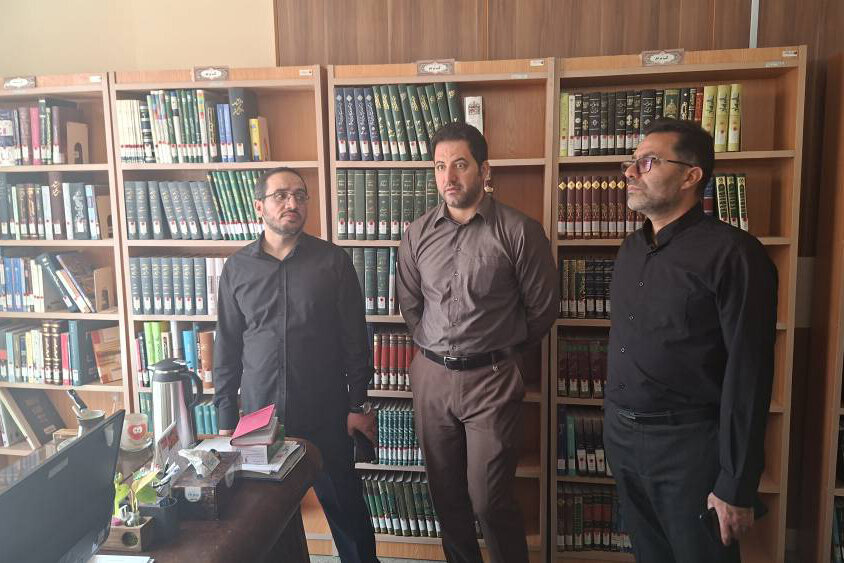 بازدید مدیرکل امور عمرانی نهاد کتابخانه‌های عمومی کشور از کتابخانه مرکزی و اداره‌کل کتابخانه‌های عمومی استان ایلام
