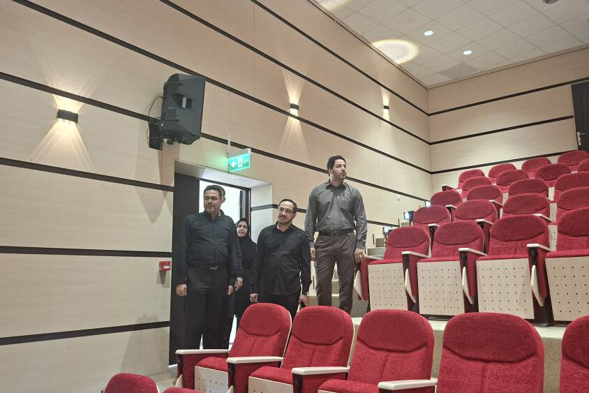 بازدید مدیرکل امور عمرانی نهاد کتابخانه‌های عمومی کشور از کتابخانه مرکزی و اداره‌کل کتابخانه‌های عمومی استان ایلام