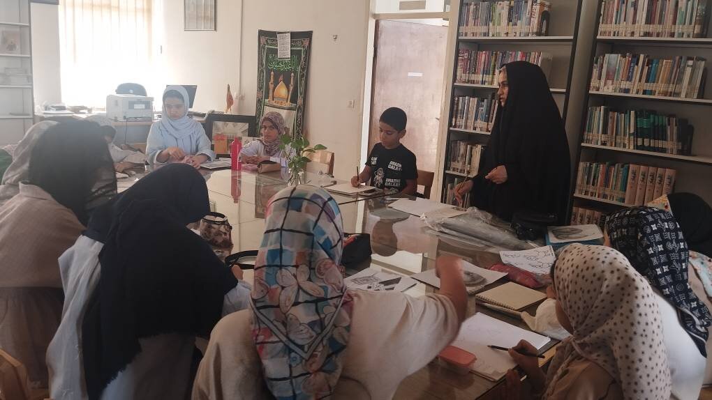 استقبال گسترده اهالی روستای اصله از کلاس‌های آموزشی کتابخانه آیت‌الله محقق