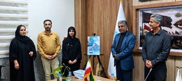 از قاب تلویزیون تا صفحات کتاب؛ «محفل» در بندرعباس رونمایی شد