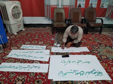 ترویج فرهنگ عاشورایی در مسیر اربعین و موکب مرکزی دهلران