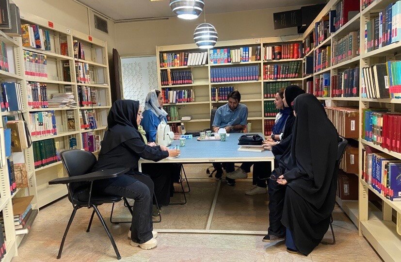 از قصه‌گویی تا کارگاه‌های آموزشی؛ تابستانی پرنشاط در کتابخانه‌های استان تهران