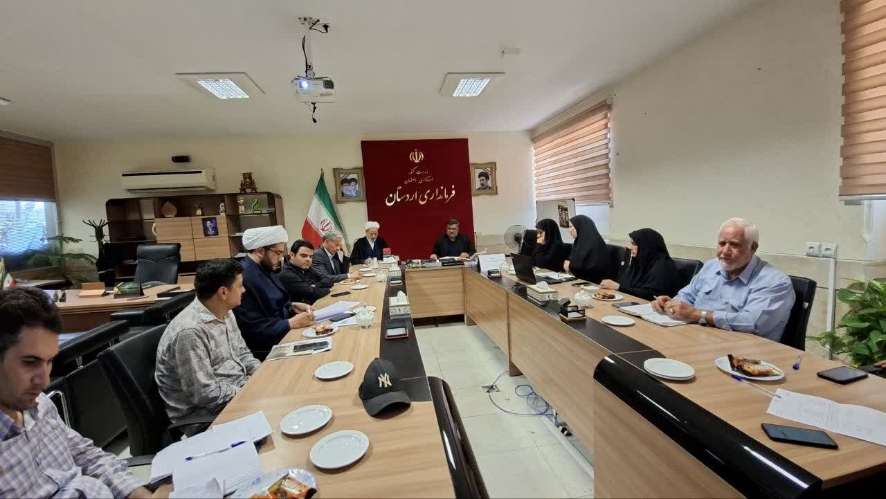 برگزاری جلسه انجمن کتابخانه‌های عمومی شهرستان اردستان