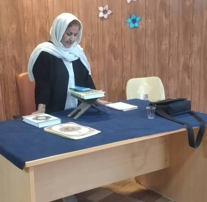 «عصر شعر حسینی» در کتابخانه عمومی الهادی هشتگرد برگزار شد