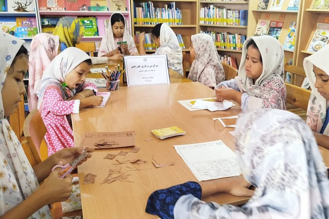 برنامههای متنوع فرهنگی اربعین در کتابخانه حکمت روستای دهنه برگزار شد