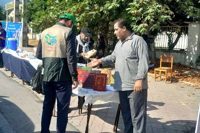 موکب فرهنگی اداره کتابخانه‌های عمومی شهرستان کردکوی میزبان جاماندگان اربعین شد