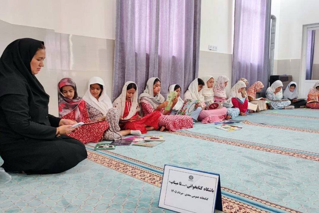 باشگاه کتابخوانی «تا میناب» با اجرای برنامه‌های فرهنگی در گامیشلی نزار همراه شد